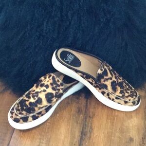 Sofft Leopard Print Cow Hair Slides size 7.5M